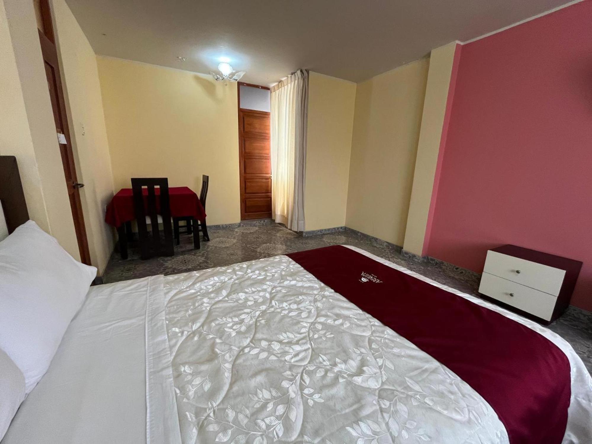 Mi Hotel *